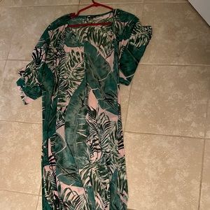 Nice pink and green duster for sale!